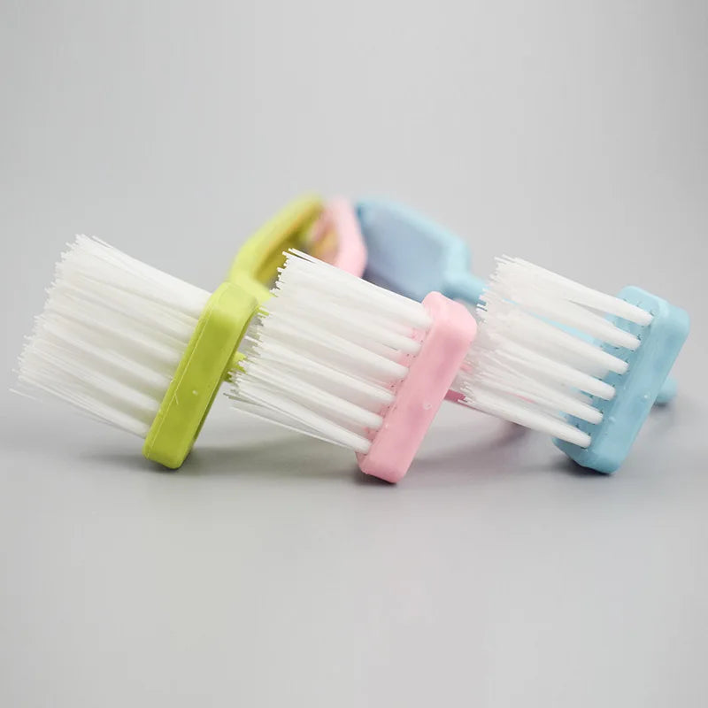 Plastic Curved Toilet Cleaner Brush